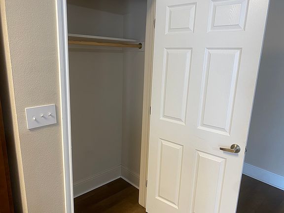 5th image of 2301 Midwestern Pkwy APT 212