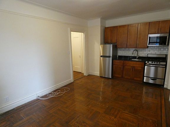 2nd image of 4106 50th St APT 2G
