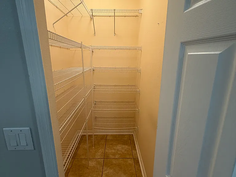 4911 Manchester Dr — Photo 14