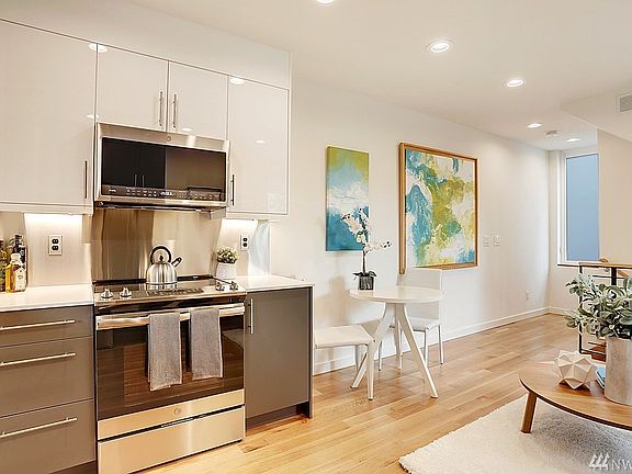 5th image of 4844 Fauntleroy Way SW #A