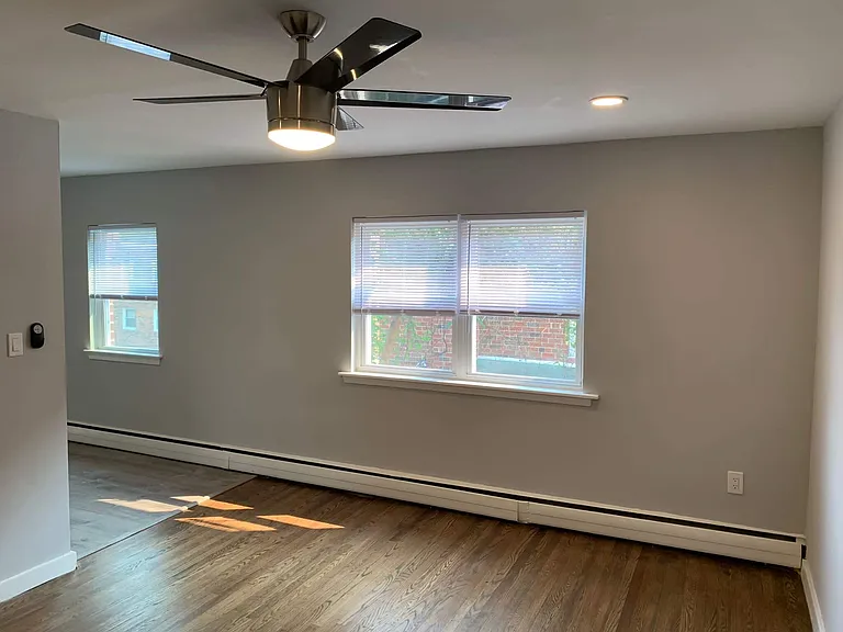 913 E Cliveden St #4 — Photo 7