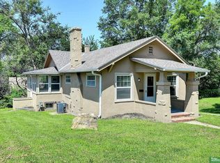 2002 N 45th St, Omaha, NE 68104