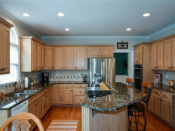 5th image of 3373 Glen Devon Ln