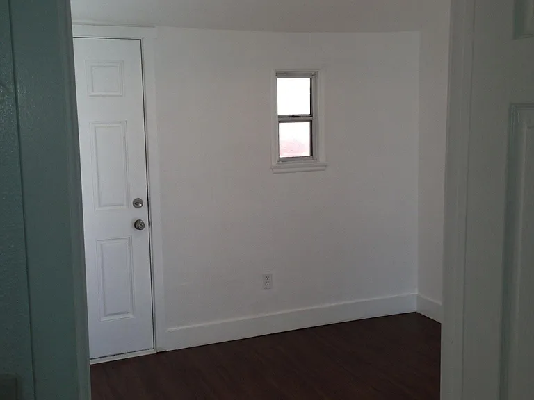 229 N Avenue 59 #229 — Photo 8