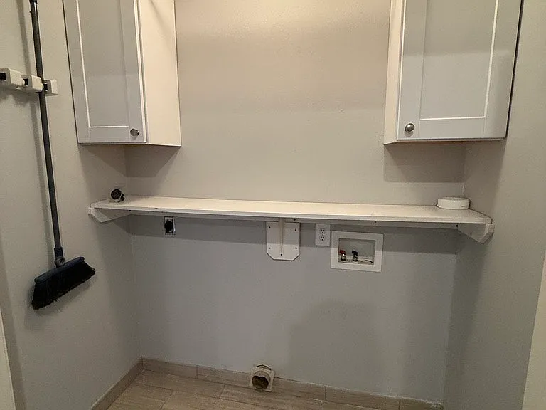 1107 Ryan St — Photo 16