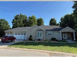 2750 James Ln, Sedalia, MO 65301