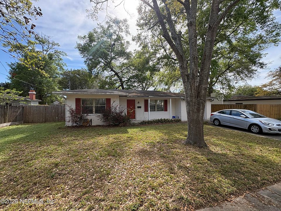1st image of 2322 WOODRIDGE Road