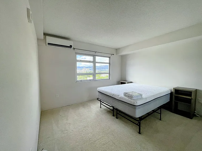 Bedroom with Furnished Option(Memory Foam- Queen with mattress cover, night stands and bed frame)