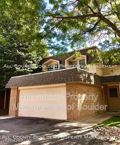 3850 Paseo Del Prado Photo 1