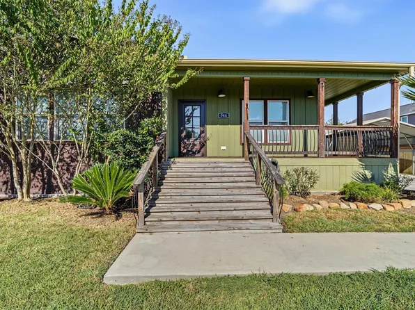 546 5th St, San Leon, TX 77539