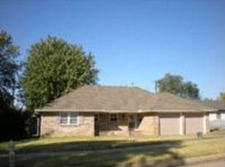 2612 Rice St, Ponca City, OK 74604