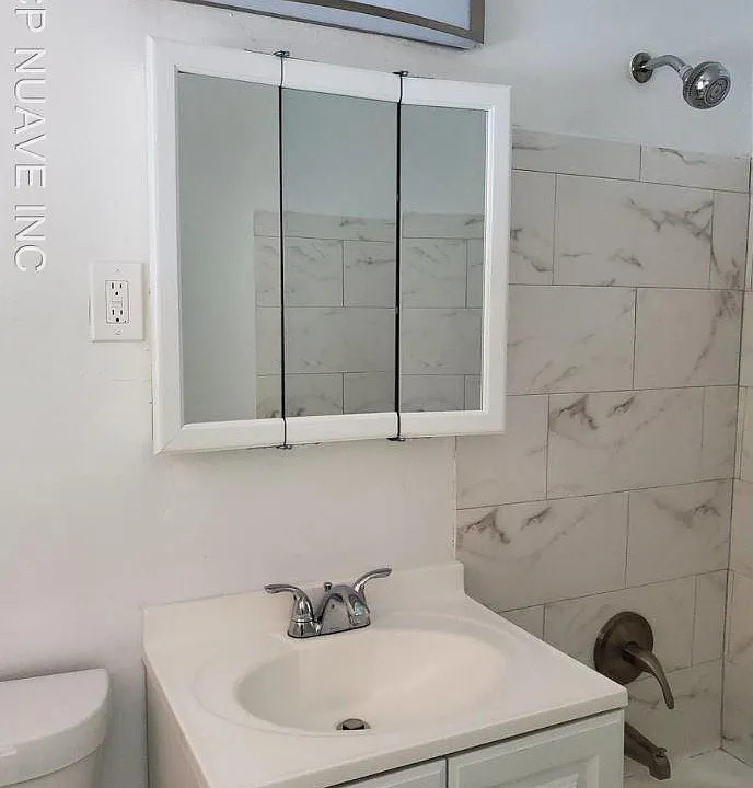 1 Bedroom at 376 Park Ave #26, East Orange NJ — photo 3