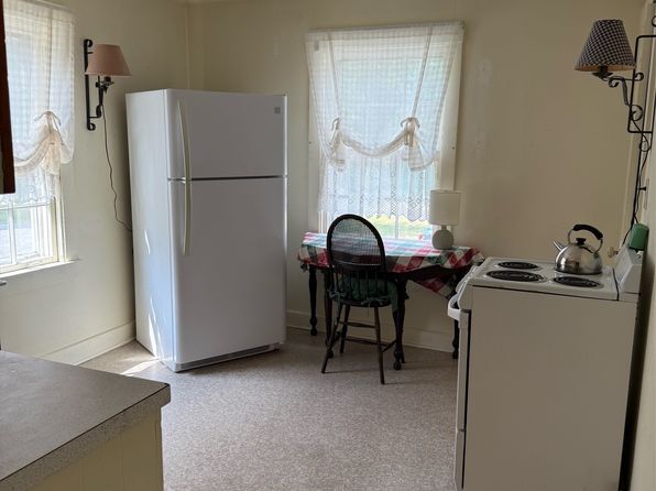 39-41 Lake St #4
