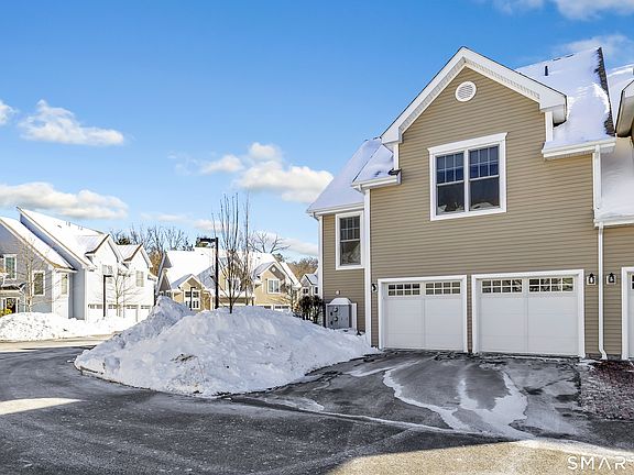 3rd image of 47 Copper Square Drive