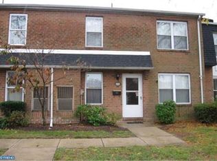 2042 Harbour Dr, Palmyra, NJ 08065