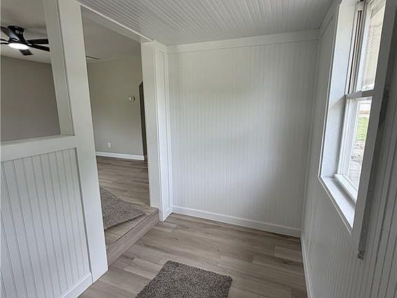5th image of 103 E St