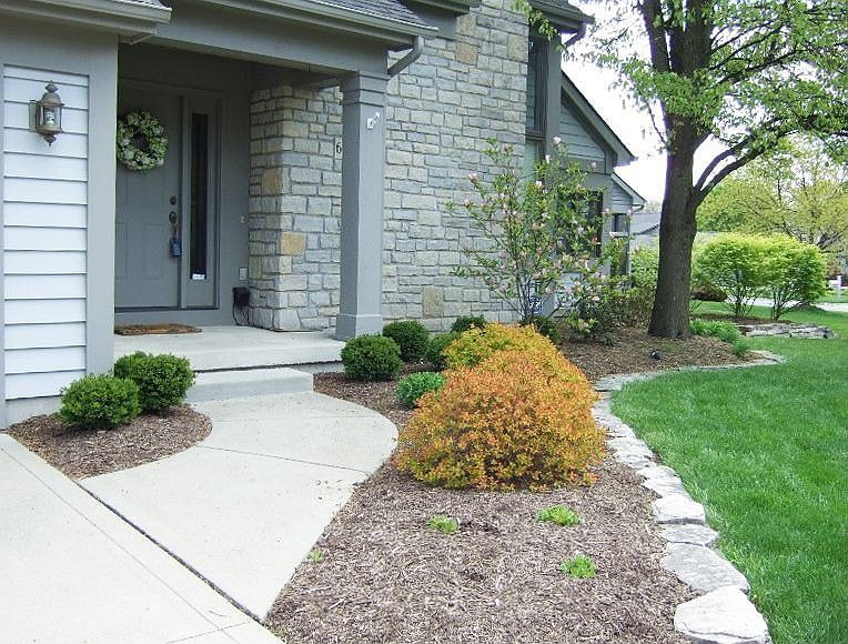 2nd image of 6680 Lakeside Way