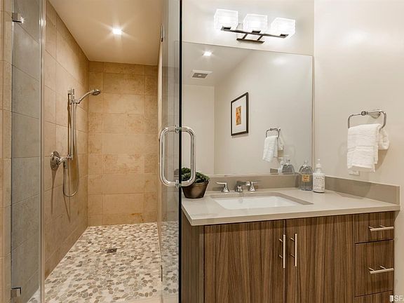 4th image of 1731 Powell St #205