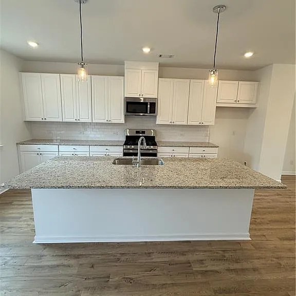 407 Nix Ln — Photo 9