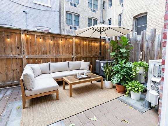 5th image of 1337 22nd St NW Unit 1
