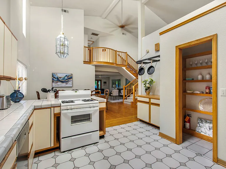 34507 Camino El Molino — Photo 14