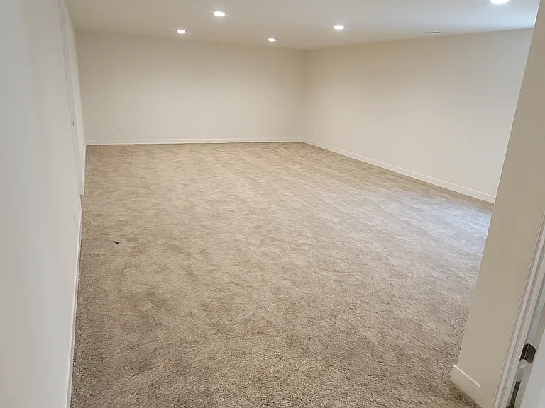 2269 Helle Dr — Photo 18
