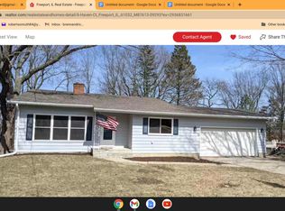 6 Haven Ct, Freeport, IL 61032