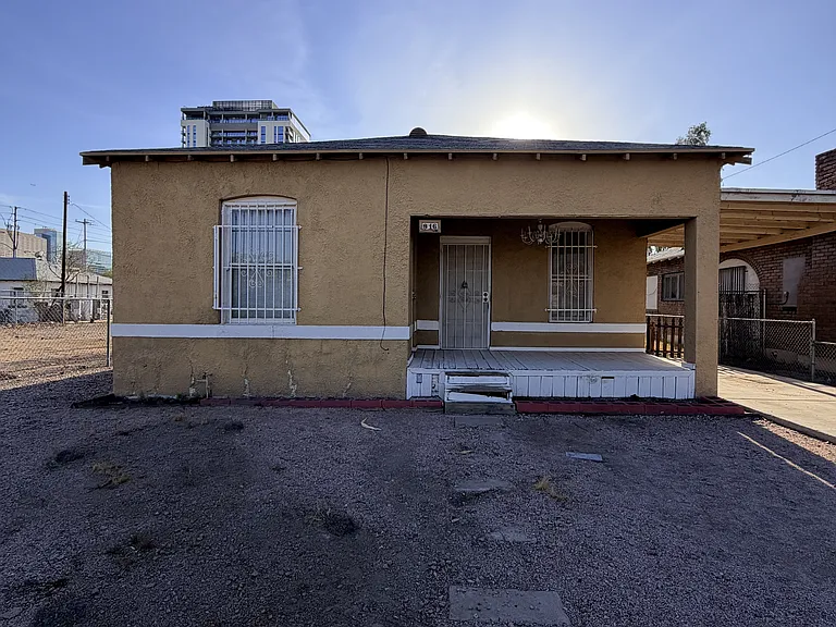 916 N 8th St — Photo 21