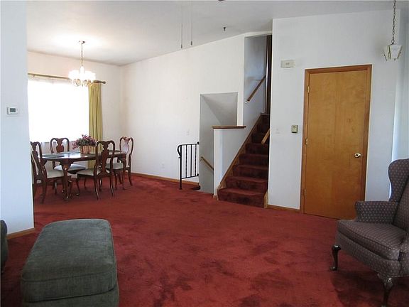 5th image of 517 Glenn Ave