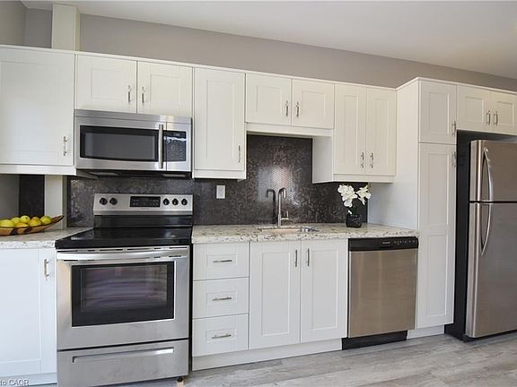2nd image of 76 Burlington St E