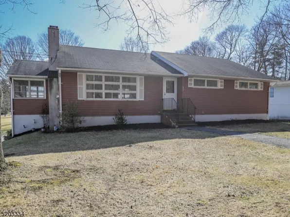 46 W End Ave, Newton Town, NJ 07860