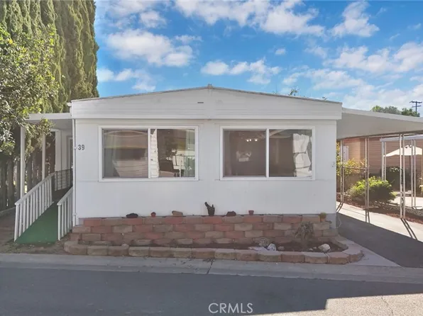 39 Via Entrada, Tustin, CA 92780