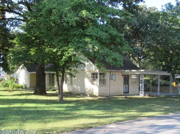 4923 Camp Robinson Rd, N Little Rock, AR 72118