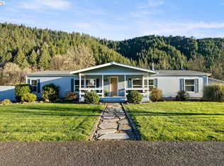 11119 N Myrtle Rd, Myrtle Creek, OR 97457