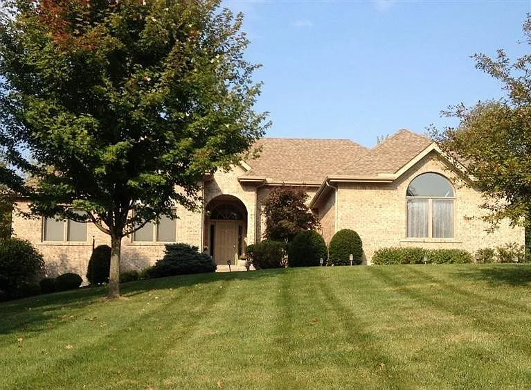 7425 Stone Ridge Dr photo 1