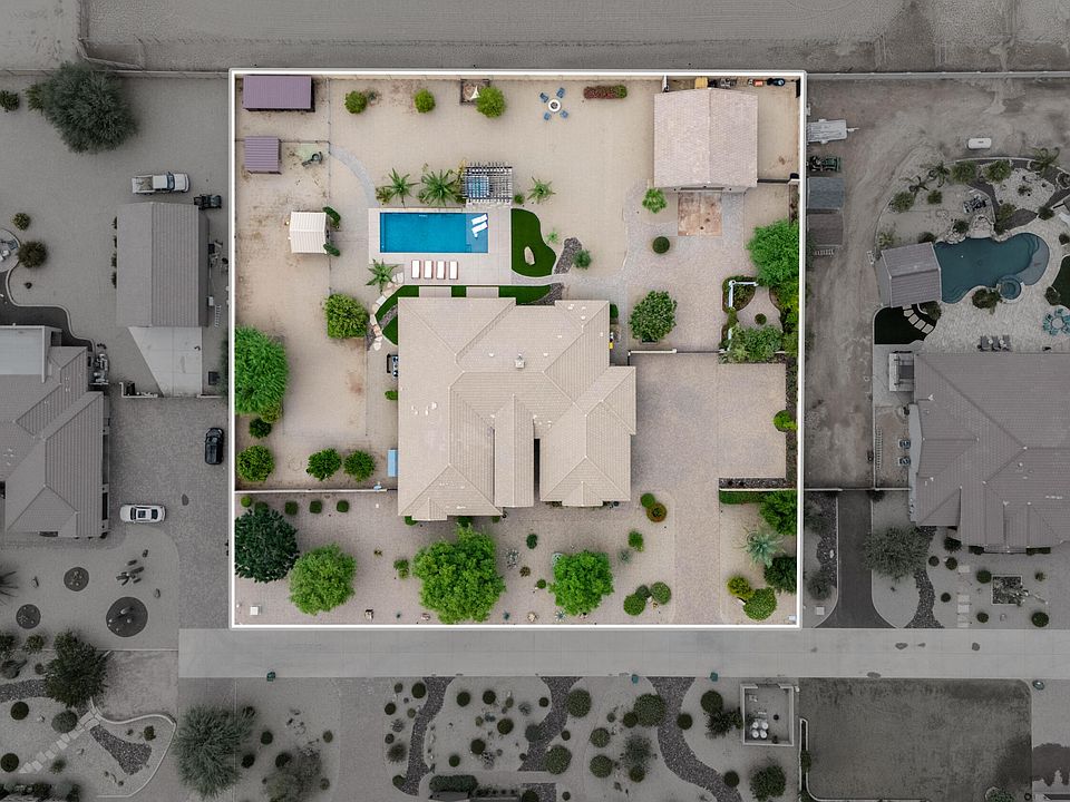 1st image of 806 W Desert Ranch Rd