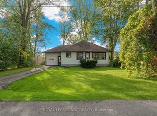 207 Elmwood Ave, Fort Erie, ON L0S 1B0