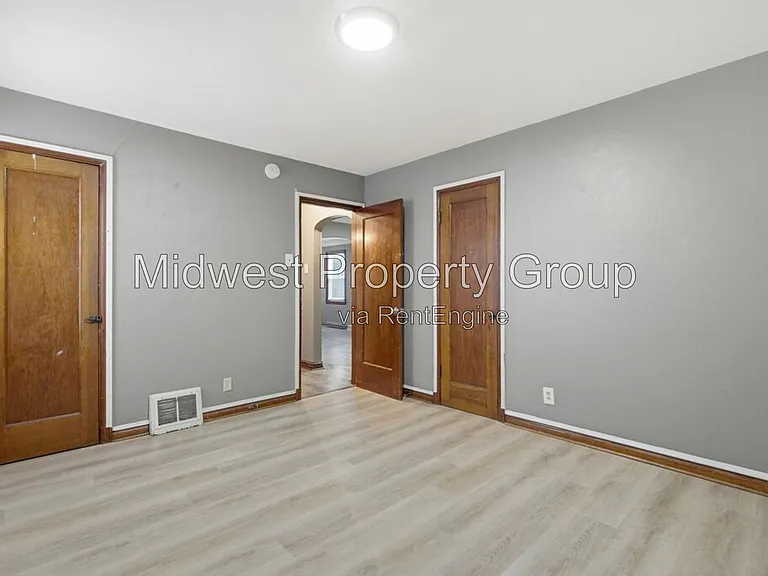 249 S Hartnett Ave — Photo 15