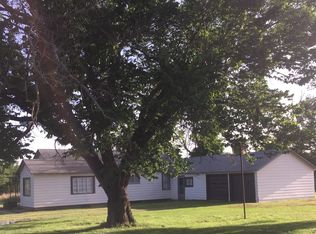 1401 N Harvey Rd, Seminole, OK 74868