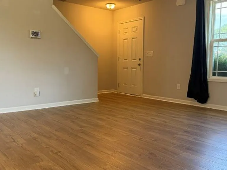 108 Emmitt And Angies Dr — Photo 6