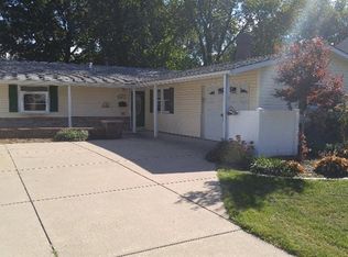 1009 N Rensselaer St, Griffith, IN 46319