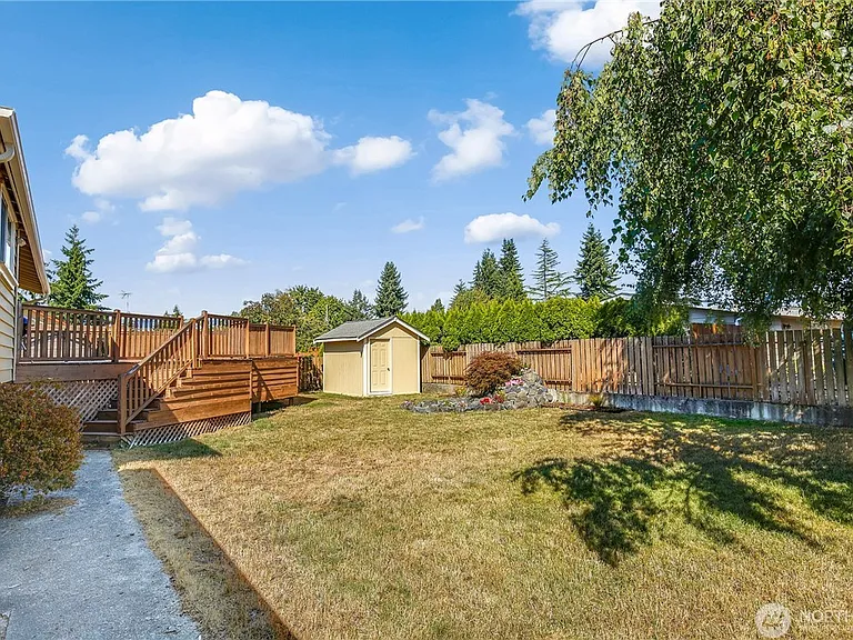 1050 Tacoma Ave NE — Photo 64