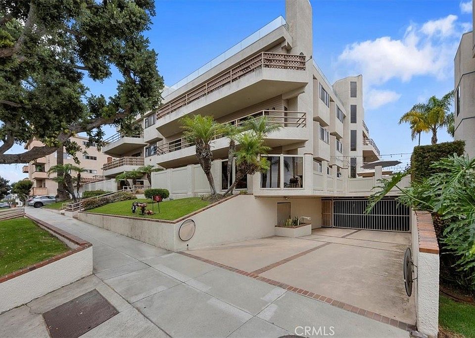 1st image of 512 Esplanade APT 303