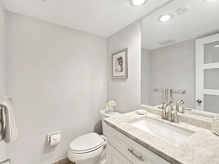 3505 Oaks Way #310 — Photo 26