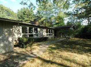 4848 Freer St, Rochester, MI 48306