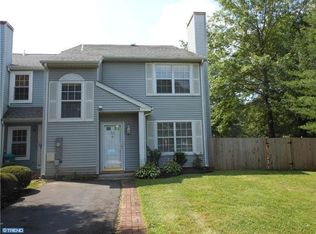 63 Bark Hollow Ln, Horsham, PA 19044