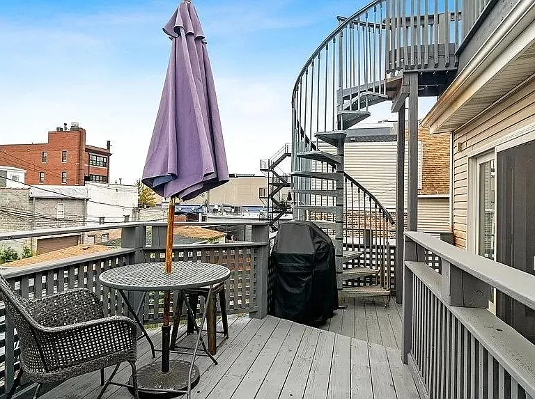2717 N Artesian Ave #2 — Photo 9