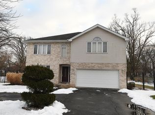 3715 Rose Manor Ter, Markham, IL 60428