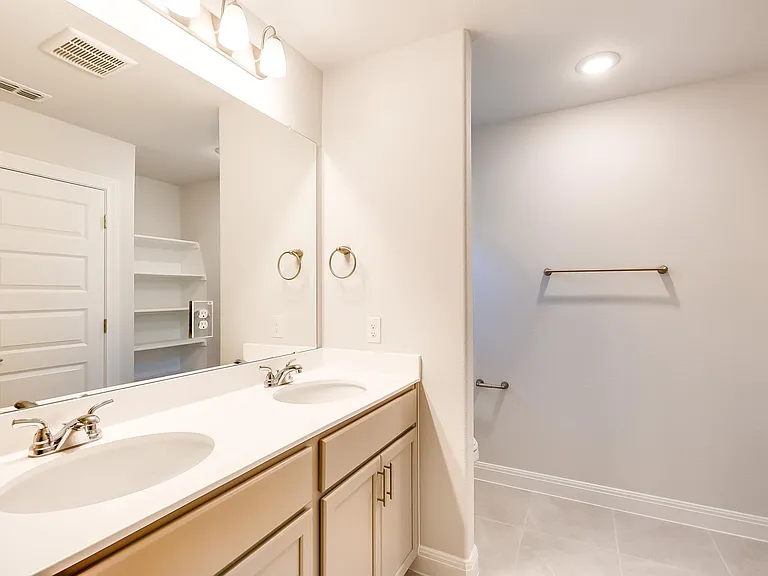 1005 Legend Milton Ln — Photo 24