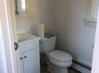 49 E Butler Ave, Chalfont, PA 18914